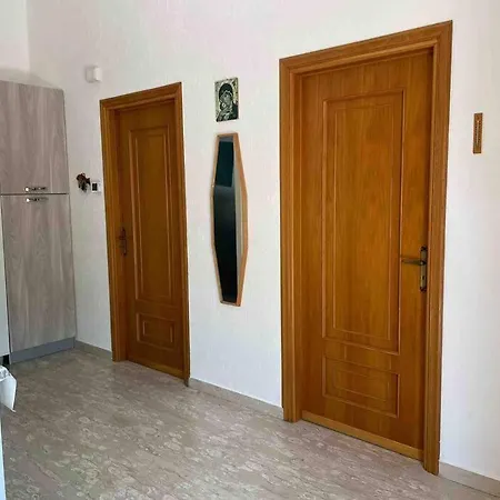 Trilocale Con Incantevole Giardino Appartement Pietra Ligure